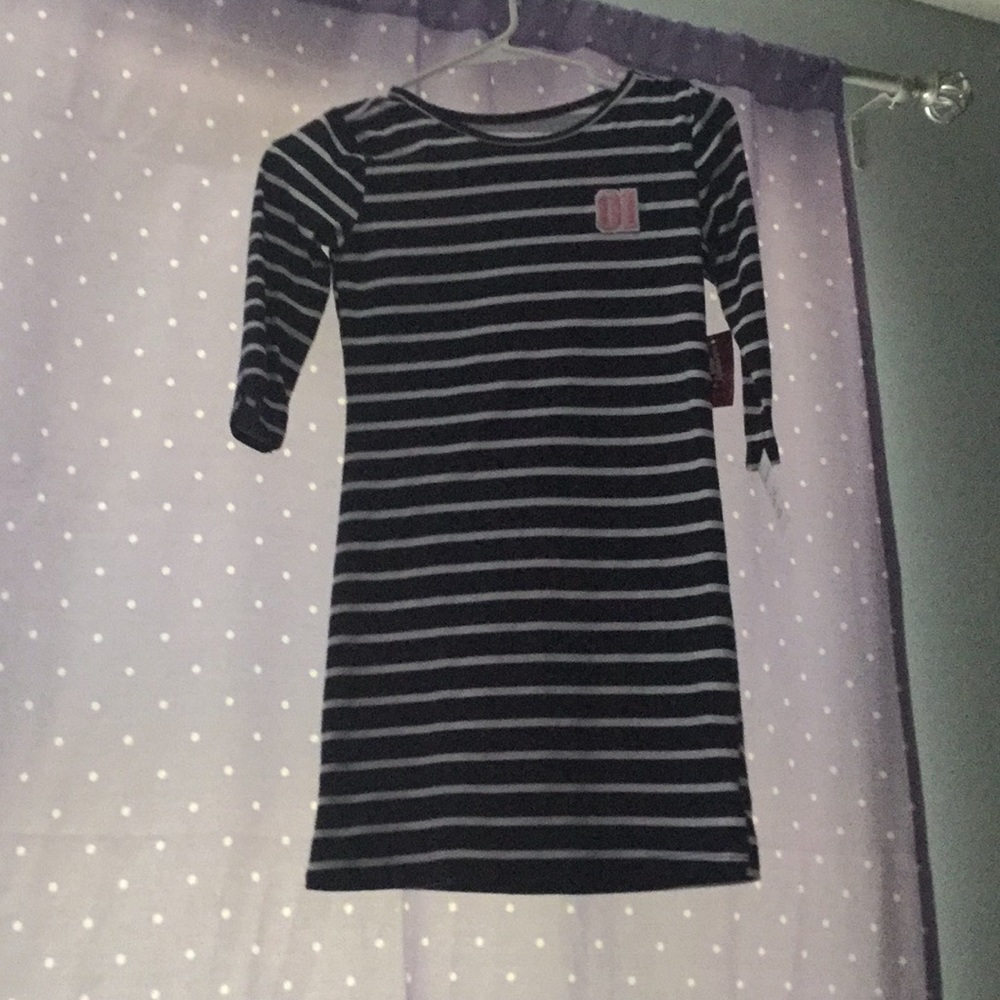 Very sportsE children dress